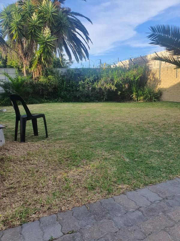 4 Bedroom Property for Sale in Rosedale Western Cape